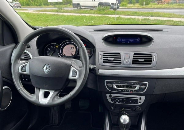 Renault Megane cena 25900 przebieg: 203000, rok produkcji 2012 z Pieńsk małe 352